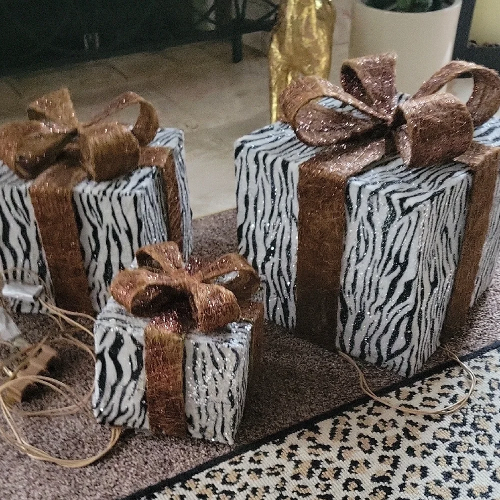 Presents Under Tree. Lights Up. Animal Print. - Picture 1 of 2